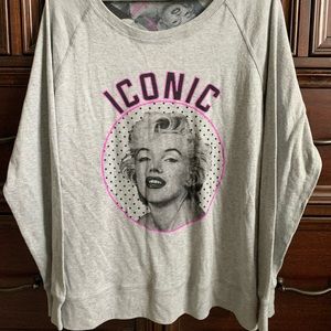 Marilyn Monroe REVERSIBLE top